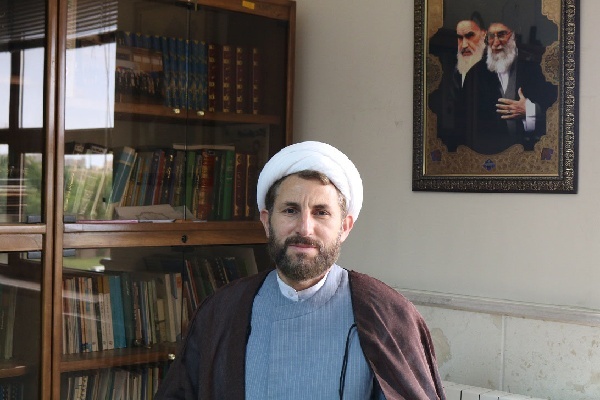 حجت‌الاسلام والمسلمین عبدالله حسنی، مسئول نهاد نمایندگی مقام معظم رهبری در دانشگاه‌های استان اردبیل