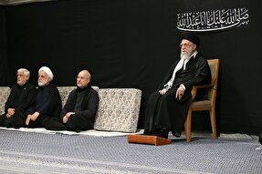 عزاداری شب عاشورای حسینی با حضور رهبر معظم انقلاب برگزار شد
