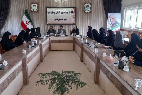 برگزاری دوره‌های آموزشی بازاریابی برای بانوان تولیدکننده ضرورت دارد