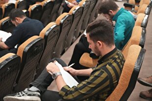 تصاویری از آزمون بخش معارفی مسابقات اوقاف استان تهران