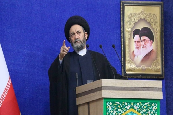 آیت الله سید حسن عاملی،نماینده  ولی فقیه در استان و امام جمعه اردبیل