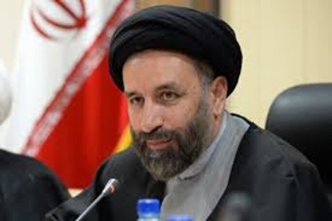 دانشجویان قرآنی پیشگام جهاد تبیین در دانشگاه‌ها باشند