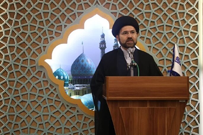 حضرت زینب(س) و نور حقیقتی که خاموش نشد