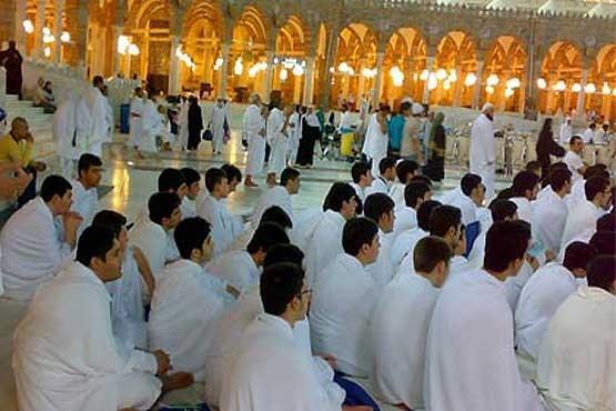 دانش‌آموزان به نیابت از مردم ایران در مدینه نماز باران خواندند