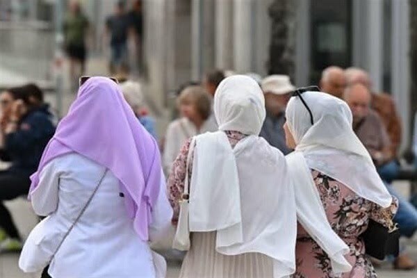 پارلمان اتریش ممنوعیت حجاب در مدارس را تصویب کرد