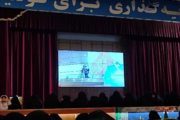 تفکر الهی و خداآگاهی رمز اصلی ایستادگی ملت ایران است