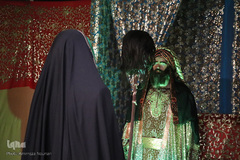 روایت عاشورا به زبان هنر در نمایشگاه بوی سیب اردبیل