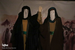 روایت عاشورا به زبان هنر در نمایشگاه بوی سیب اردبیل