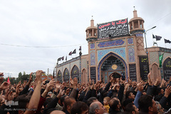 ⁨تجمع حسینیان اردبیل در تاسوعای حسینی⁩