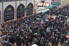 ⁨تجمع حسینیان اردبیل در تاسوعای حسینی⁩