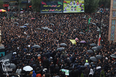 ⁨تجمع حسینیان اردبیل در تاسوعای حسینی⁩