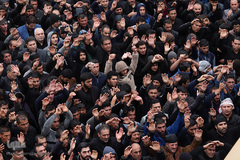 ⁨تجمع حسینیان اردبیل در تاسوعای حسینی⁩