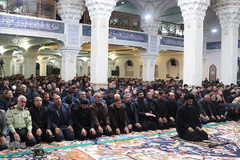 ⁨دل باختگان حسین(ع) در میعادگاه نماز ظهر عاشورا⁩