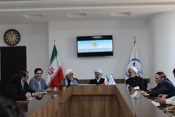 میزگرد تبیینی ابعاد شخصیتی امام خمینی (ره)