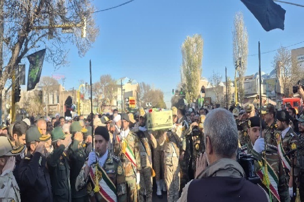 تشییع شهدای گمنام