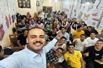 Un professeur égyptien enseigne gratuitement les mémorisateurs du Coran