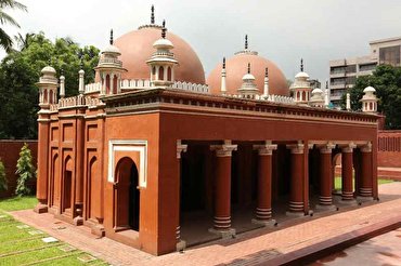 Bangladesh: storica moschea vince premio al merito dell'Unesco