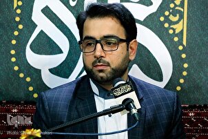 Ang Bagong Pagbigkas ni Qasim Moghadami ng Surah Mubaraka Noor + Tunog