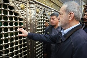 Bumisita ang Pangulo sa Dambana ng Hazrat Masumah, Nakipagkita sa Matataas na mga Kleriko sa Paglalakbay sa Qom