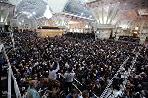 Sa mga Larawan: Libo-libong Minarkahan ang Ika-35 Anibersaryo ng Pagkamatay ni Imam Khomeini