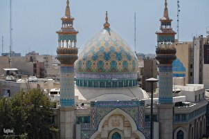 Isa sa Pinakamagagandang Moske ng Tehran