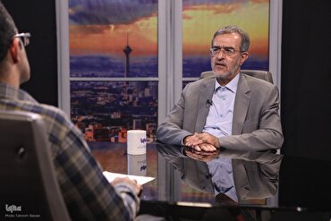 Nilalayon ng Pagsalakay ng US-Israel na Pigilan ang Pag-unlad ng Iran: Nangungunang Akademiko