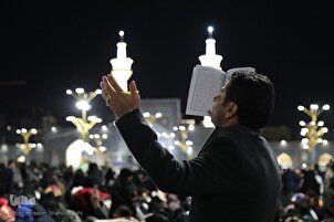 د روژې دمبارکې میاشتې د نولسم شپې دستورې په امام رضاعلیه السلام حرم کې