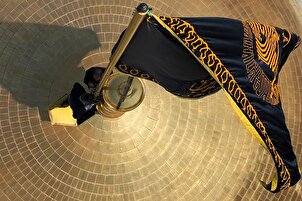 د ایران د ولسمشر په شهادت پسې د امام رضا(ع) د حرم بیرغ بدل شو