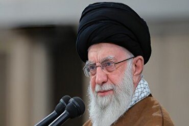 د امام خامنه‌اي ویناوې؛امریکا به د نوي نړيوال نظم په چوکاټ کې منزوي شي