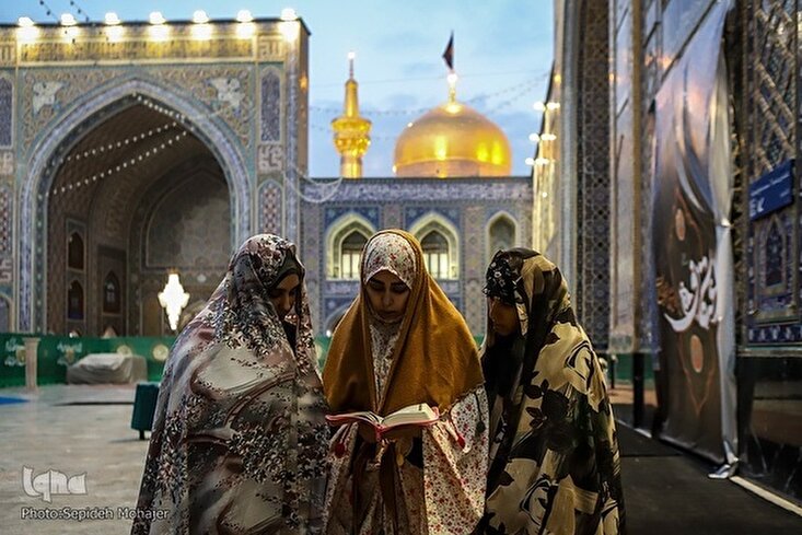 Cerimônia de Itikaf no Santuário do Imam Reza(AS) em Mashhad
