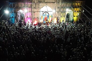 Bangladeş’in Lalbağ tarihi mekanında Kur’ani buluşma