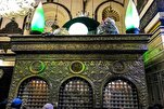 ضریح والی مساجد میں نماز بارے دارالافتاء کا حکم